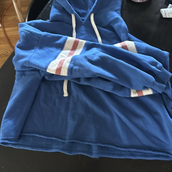 AMERICAN EAGLE 🦅 SWEATSHIRT DUO - Picture 3 of 7